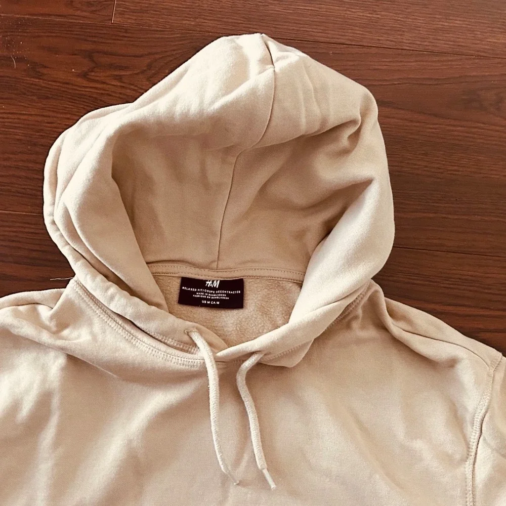 H & M Relaxed Fit Hoodie Mens M Medium Beige Tan Pullover Sweatshirt College - Picture 7 of 11